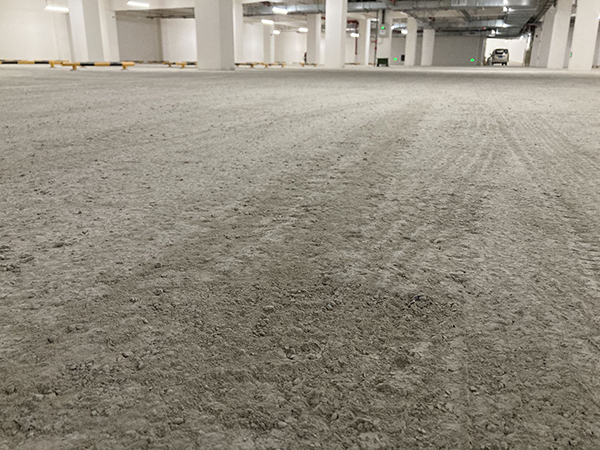 金盾固化剂严重起沙水泥地面后做环氧地坪