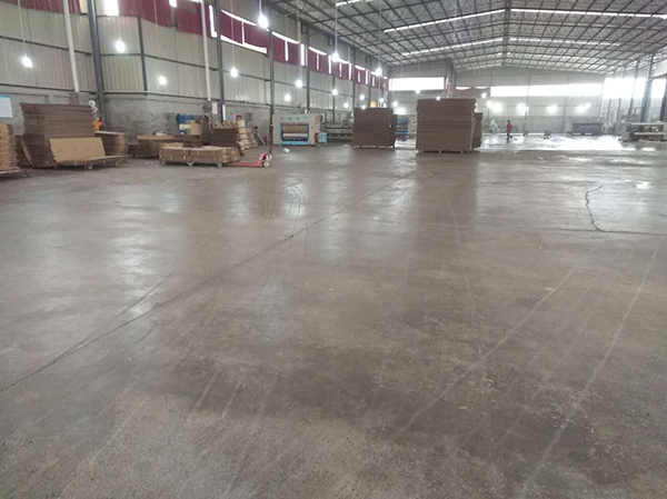 厂房水泥地面起砂怎么简单处理